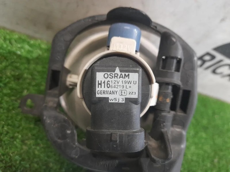 Fendinebbia ANT DX 81220-02110 Toyota Yaris IV 2012