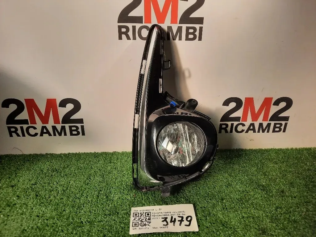 Fendinebbia ANT DX 8121002110 Toyota Yaris IV 2017