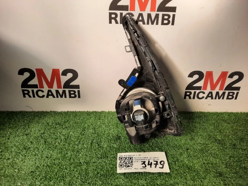 Fendinebbia ANT DX 8121002110 Toyota Yaris IV 2017