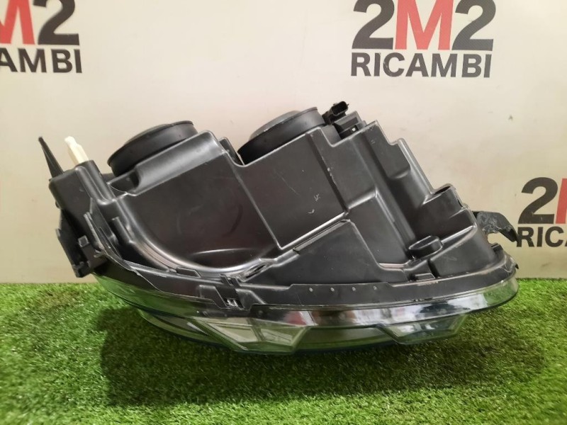 Proiettore ANT SX ATTACCHI ROTTI 9820059680 Citroen C3 III 2016