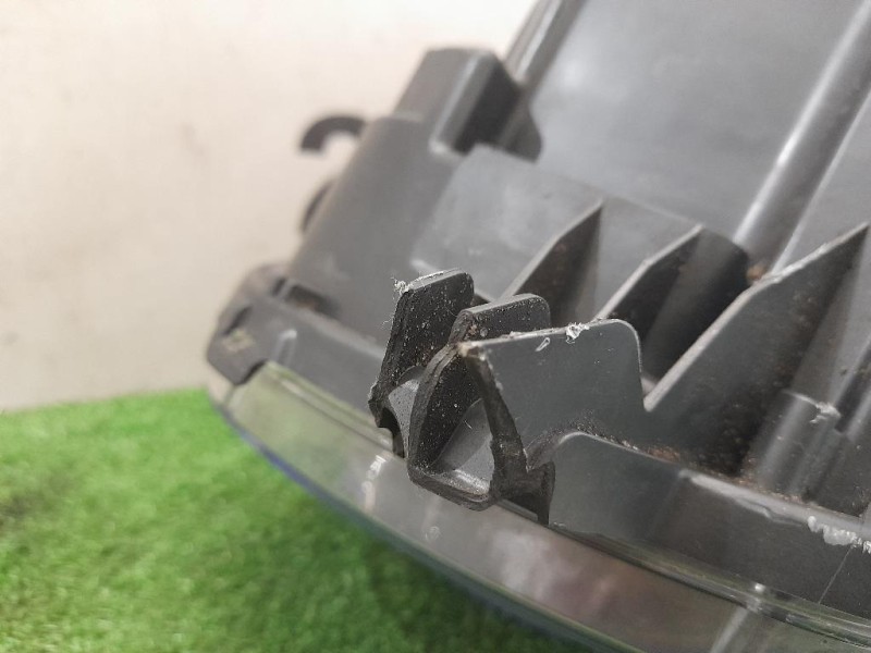 Proiettore ANT SX DANNEGGIATO 9820060680 Citroen C3 III 2016