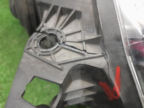 Proiettore ANT SX 9681873980 Citroen C3 Picasso 2013