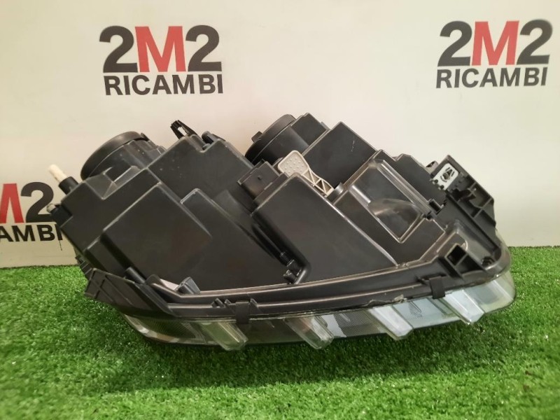 Proiettore ANT SX 2 ATTACCHI ROTTI 260609367R Dacia Duster II 2018