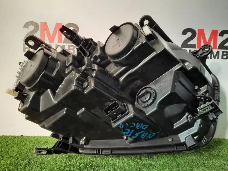 Proiettore ANT SX 260609367R Dacia Duster II 2018