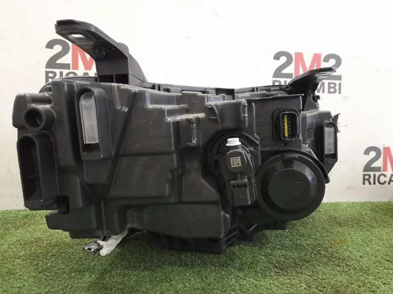 Proiettore ANT SX 260602287R Dacia Duster II 2018