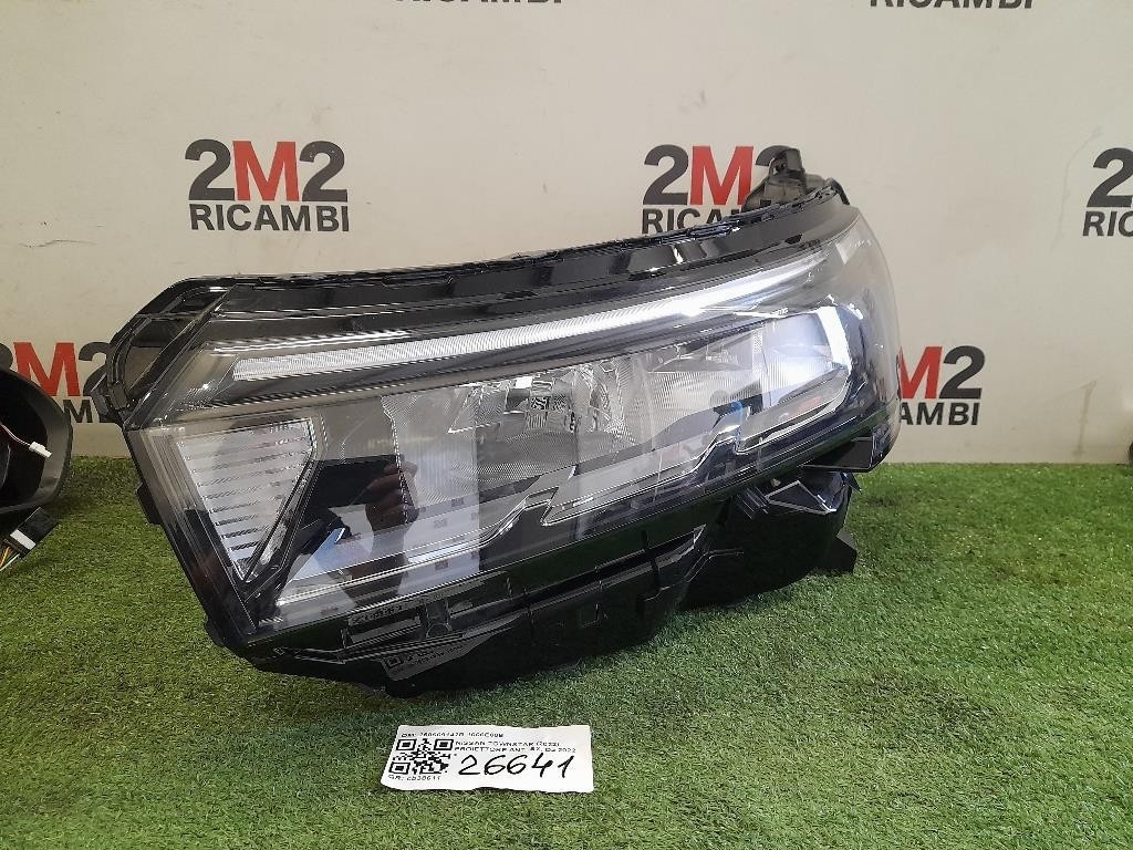 Proiettore ANT SX 260609142R 1006E00E Nissan Townstar 2022