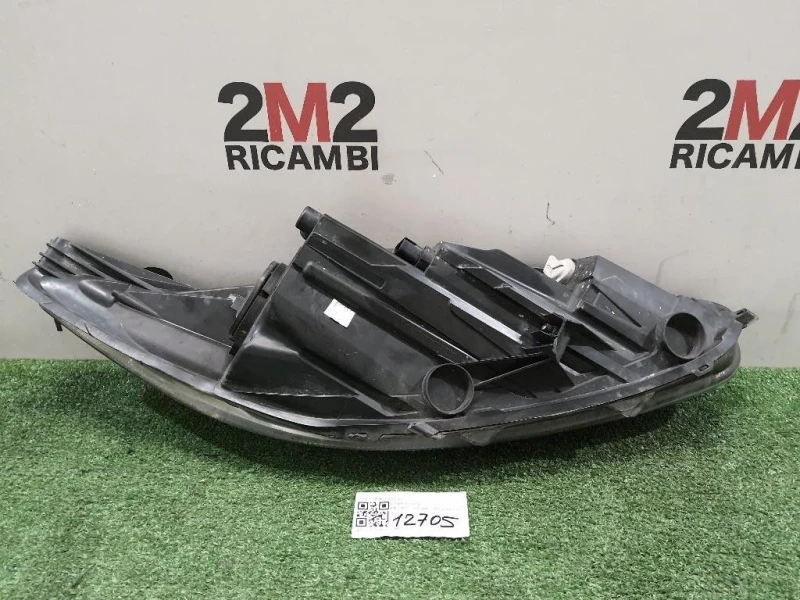 Proiettore ANT SX C1BB13W030CC Ford Fiesta VI 2012