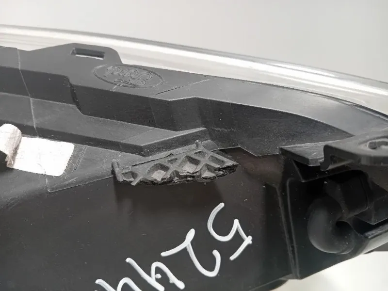 Proiettore ANT SX 2126888 Ford Fiesta VI VAN 2012