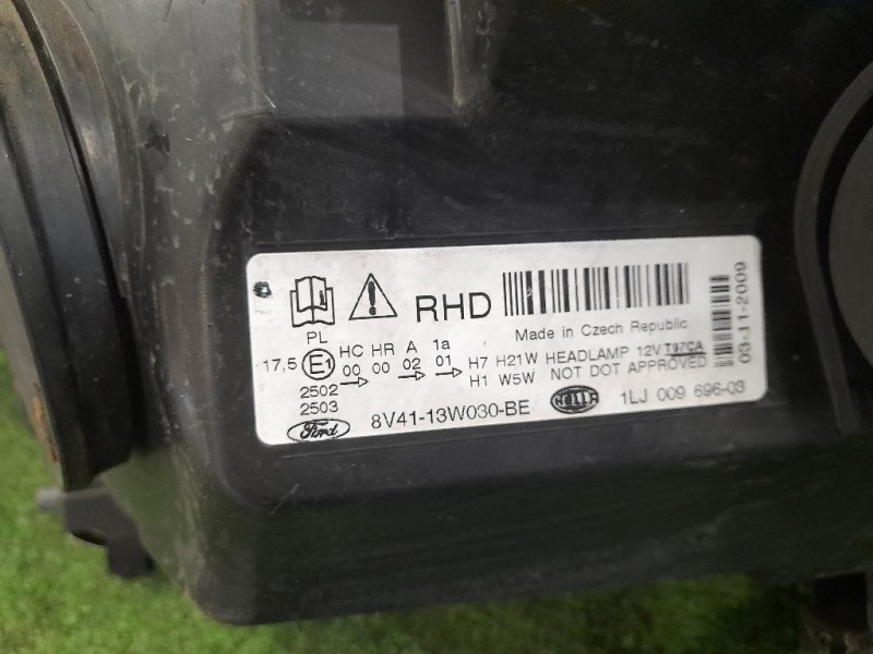 Proiettore ANT SX 8V4113W030BE Ford KUGA I 2008