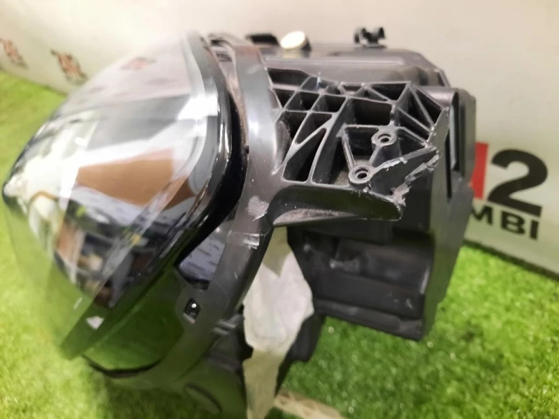 Proiettore ANT SX L1TB13E015EH Ford PUMA II 2019