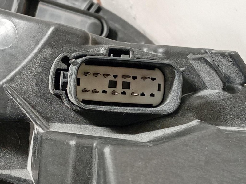 Proiettore ANT SX L1TB-13E014-GG Ford PUMA II 2019