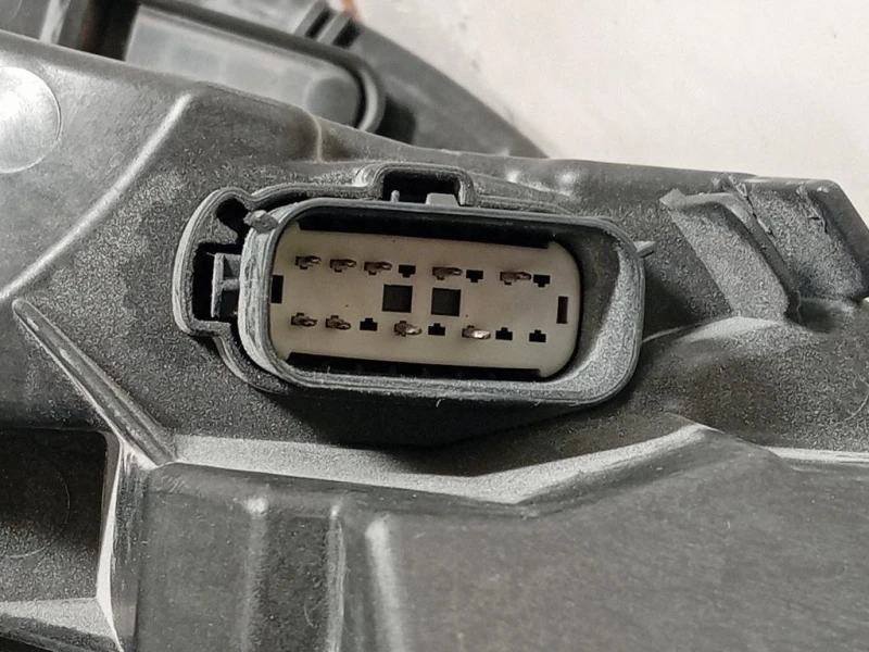 Proiettore ANT SX L1TB-13E014-GG Ford PUMA II 2019