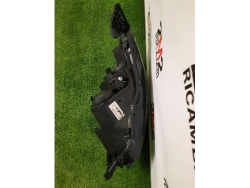 Proiettore ANT SX 9802221880 Peugeot 208 II 2019