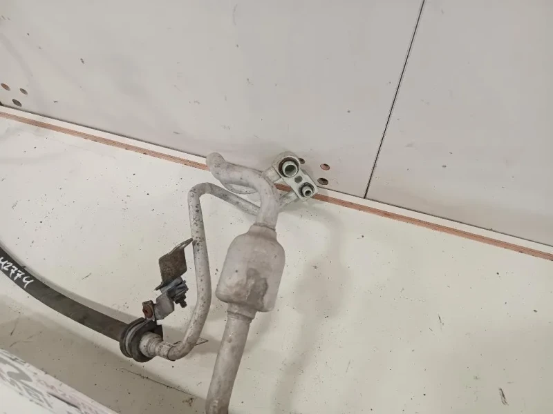 Flessibile AC Compressorecondensatore 51884458Y Fiat 500L 2013