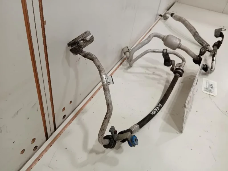 Flessibile AC Compressorecondensatore 51884458Y Fiat 500L 2013