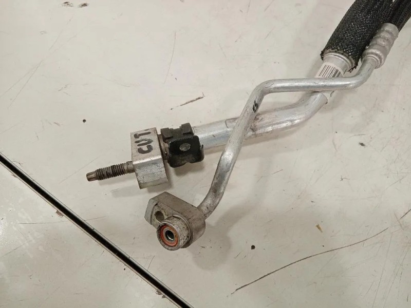 Flessibile AC Compressorecondensatore GK21- 19A834-CB Ford Transit V 2011