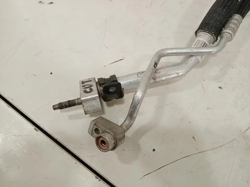 Flessibile AC Compressorecondensatore GK21- 19A834-CB Ford Transit V 2011