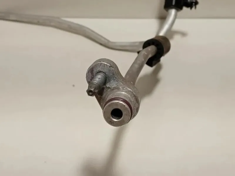 Flessibile AC Compressorecondensatore A2468302415 Mercedes Classe B W246 2012