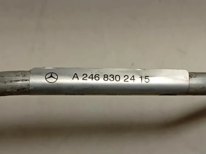 Flessibile AC Compressorecondensatore A2468302415 Mercedes Classe B W246 2012