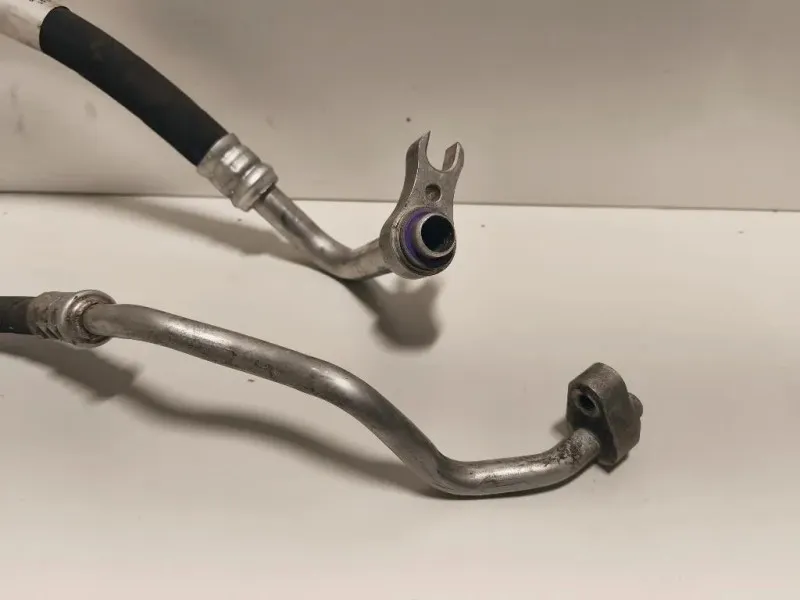 Flessibile AC Compressorecondensatore A2058300077 Mercedes Classe C W205 2014