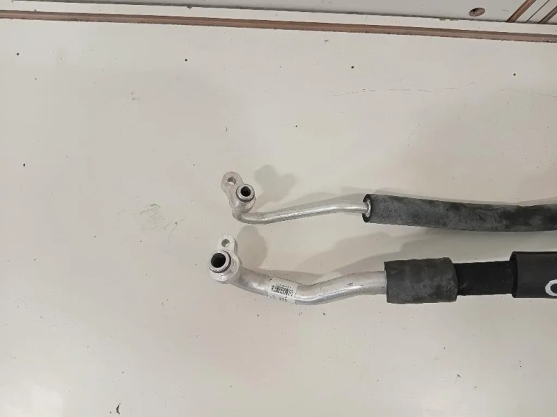 Flessibile AC Compressorecondensatore A2128300177 Mercedes Classe E W212 2013