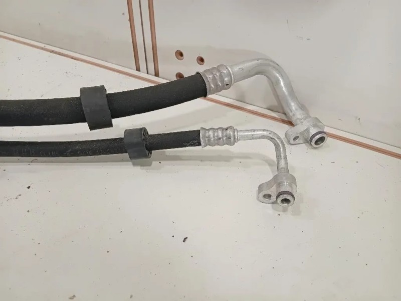 Flessibile AC Compressorecondensatore FLESSIBILE AC COMPRESSORECONDENSATORE Mercedes Classe ML W166 2012