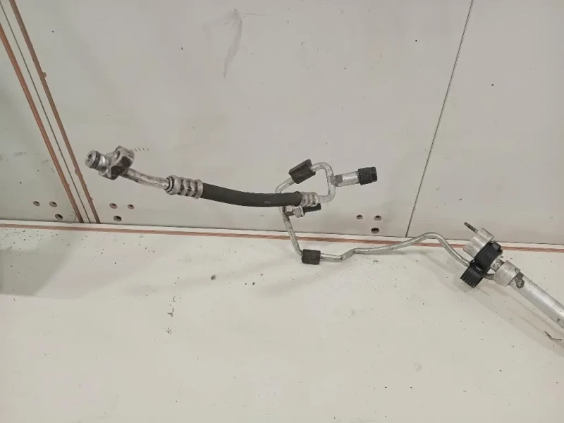 Flessibile AC Compressorecondensatore FLESSIBILE AC COMPRESSORECONDENSATORE Mercedes Classe ML W166 2012