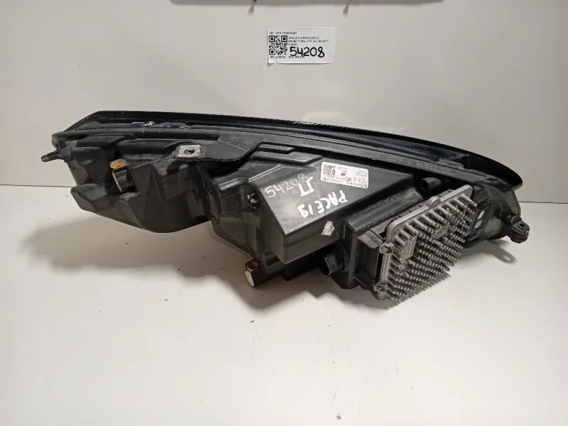 Proiettore ANT SX J9C3-13W030-EC Jaguar E-pace 2017