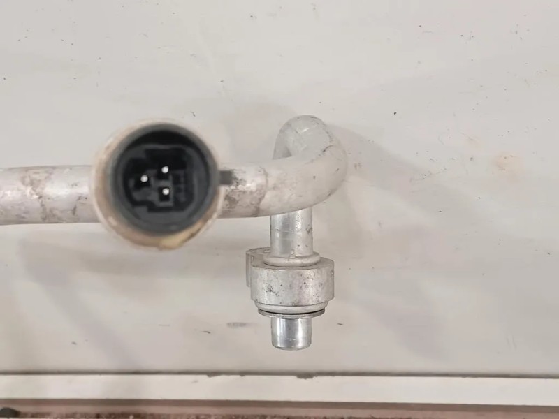 Flessibile AC Compressorecondensatore 39074956 Opel Astra K 2016