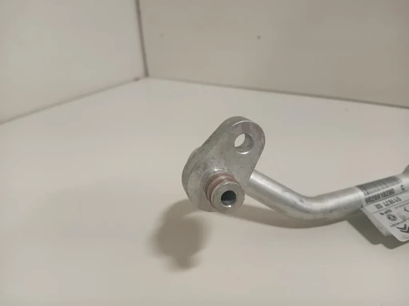 Flessibile AC Compressorecondensatore 9826918280 Opel Mokka B 2020