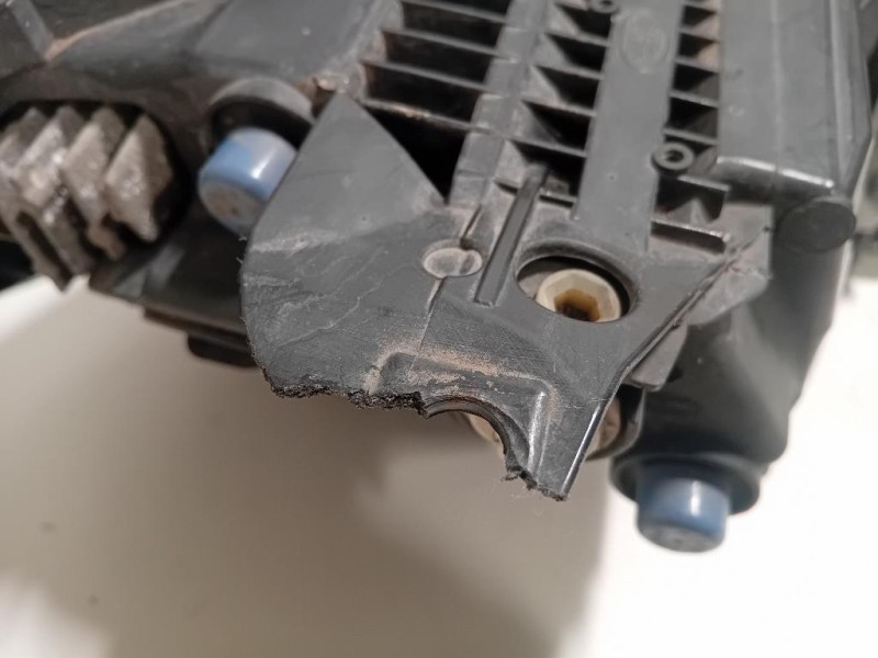 Proiettore ANT SX GX73-13W030-DF Jaguar XE 2015