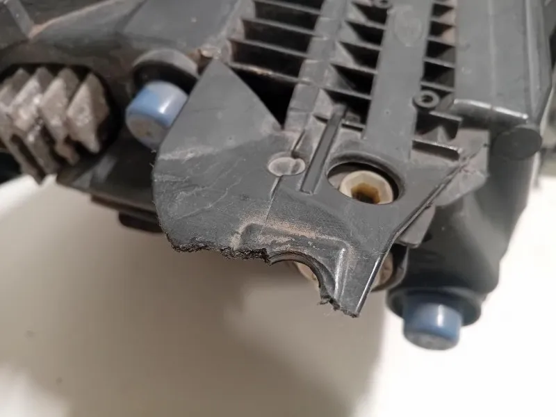 Proiettore ANT SX GX73-13W030-DF Jaguar XE 2015