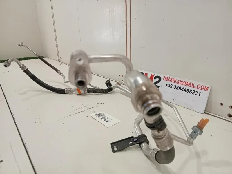 Flessibile AC Compressorecondensatore 9802131980 Peugeot 2008 I 2016