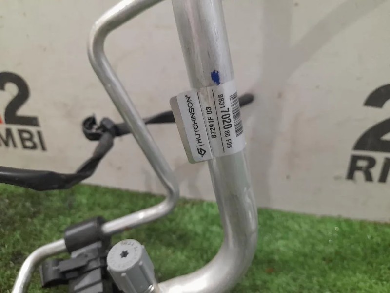 Flessibile AC Compressorecondensatore 9831702080 Peugeot 308 II 2014