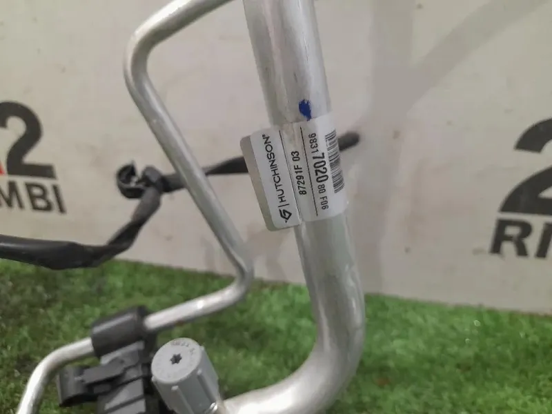 Flessibile AC Compressorecondensatore 9831702080 Peugeot 308 II 2014