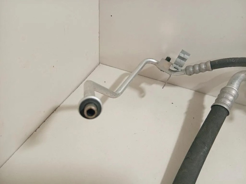 Flessibile AC Compressorecondensatore 1614010280 Peugeot Boxer III 2014