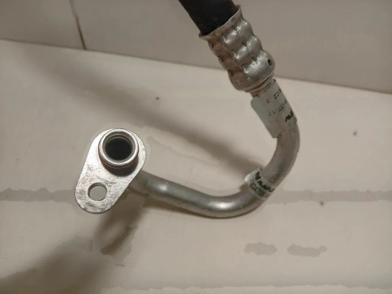 Flessibile AC Compressorecondensatore 9806548780 Peugeot Expert III 2016