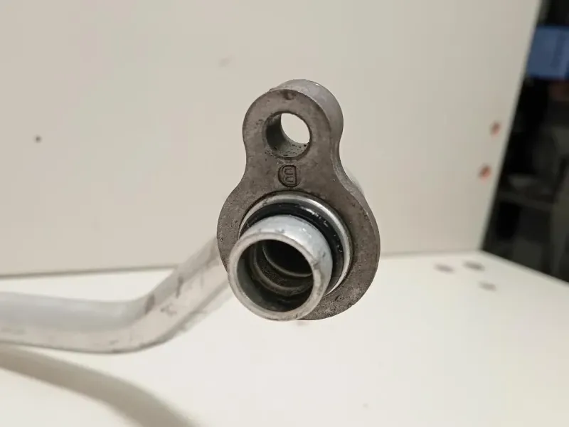 Flessibile AC Compressorecondensatore 924907813R Renault CLIO IV 2013