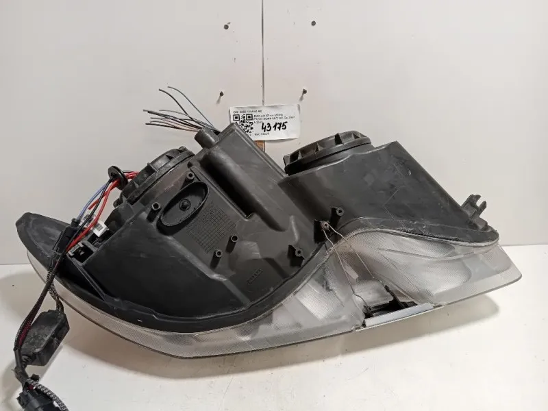 Proiettore ANT SX 8X23 13W030 AC Jaguar XF I 2008