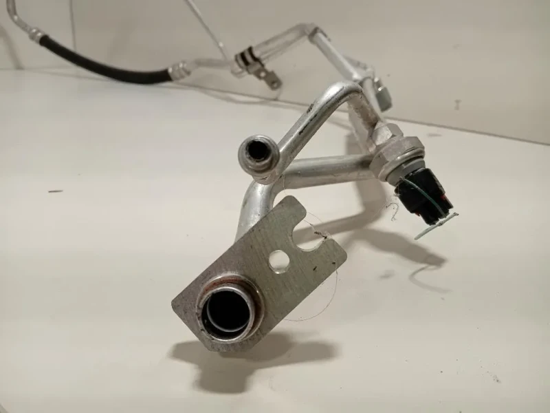 Flessibile AC Compressorecondensatore 8688720-YV071 Toyota AYGO II 2018