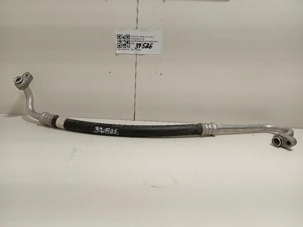 Flessibile AC Compressorecondensatore  Toyota Yaris IV 2012