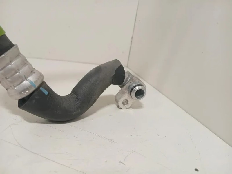 Flessibile AC Compressorecondensatore FLESSIBILE AC COMPRESSORECONDENSATORE Toyota Yaris IV 2017