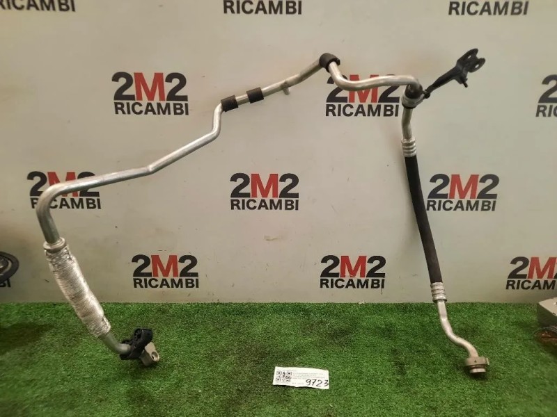 Flessibile AC Compressorecondensatore 3C0820743CC Volkswagen Passat VI 2011