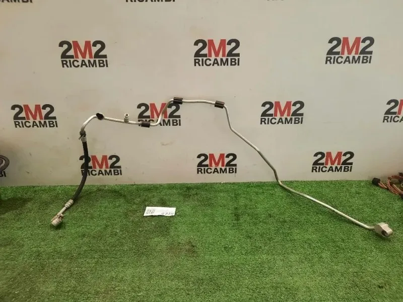 Flessibile AC Compressorecondensatore 3C0820741AJ Volkswagen Passat VI 2011