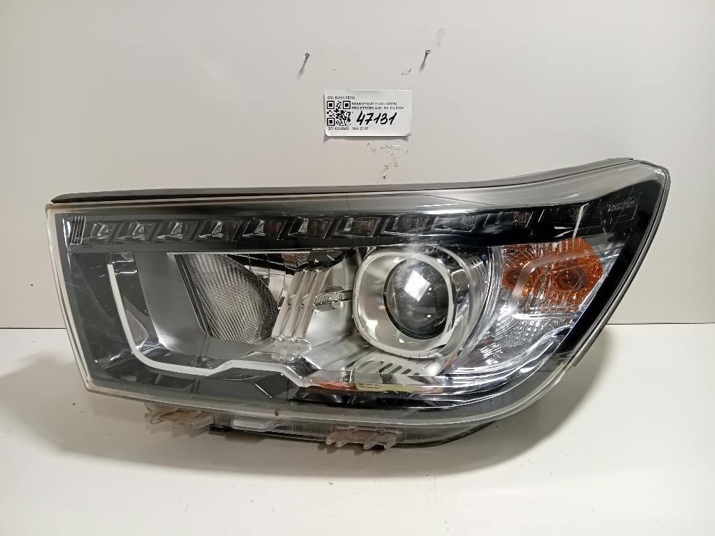 Proiettore ANT SX 83101 35700 Ssangyong Tivoli 2015
