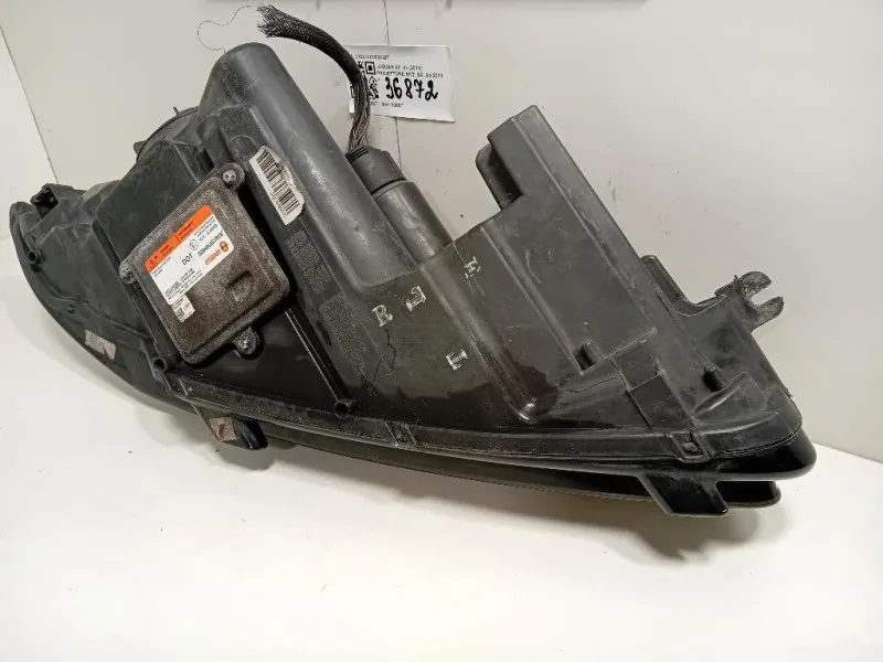 Proiettore ANT SX CX23-13W030-DF Jaguar XF I 2011