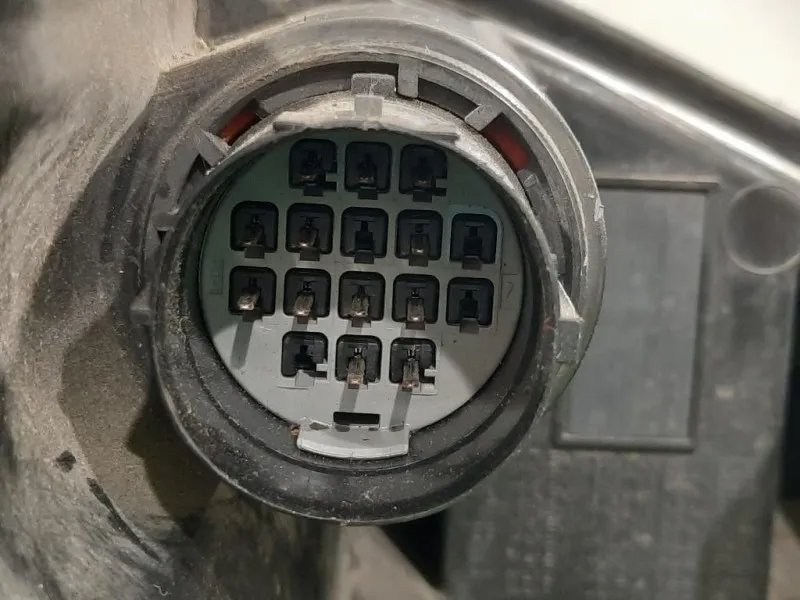 Proiettore ANT SX CX23-13W030-DG Jaguar XF II 2015