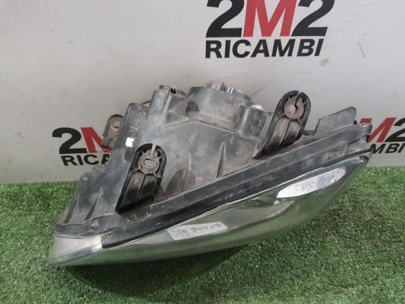 Proiettore ANT SX 0K2FA51020 Kia Carens II 2002