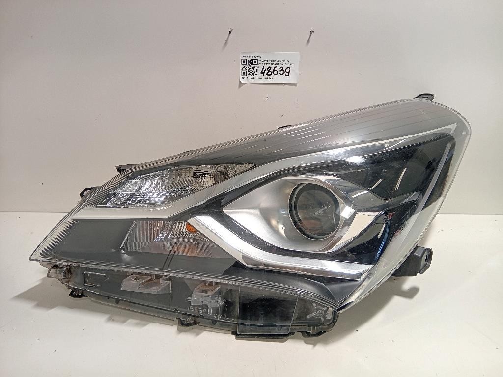 Proiettore ANT SX 811700DK00 Toyota Yaris IV 2017