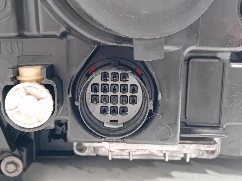 Proiettore ANT SX AH22-13W030-FD Land Rover Discovery IV 2010